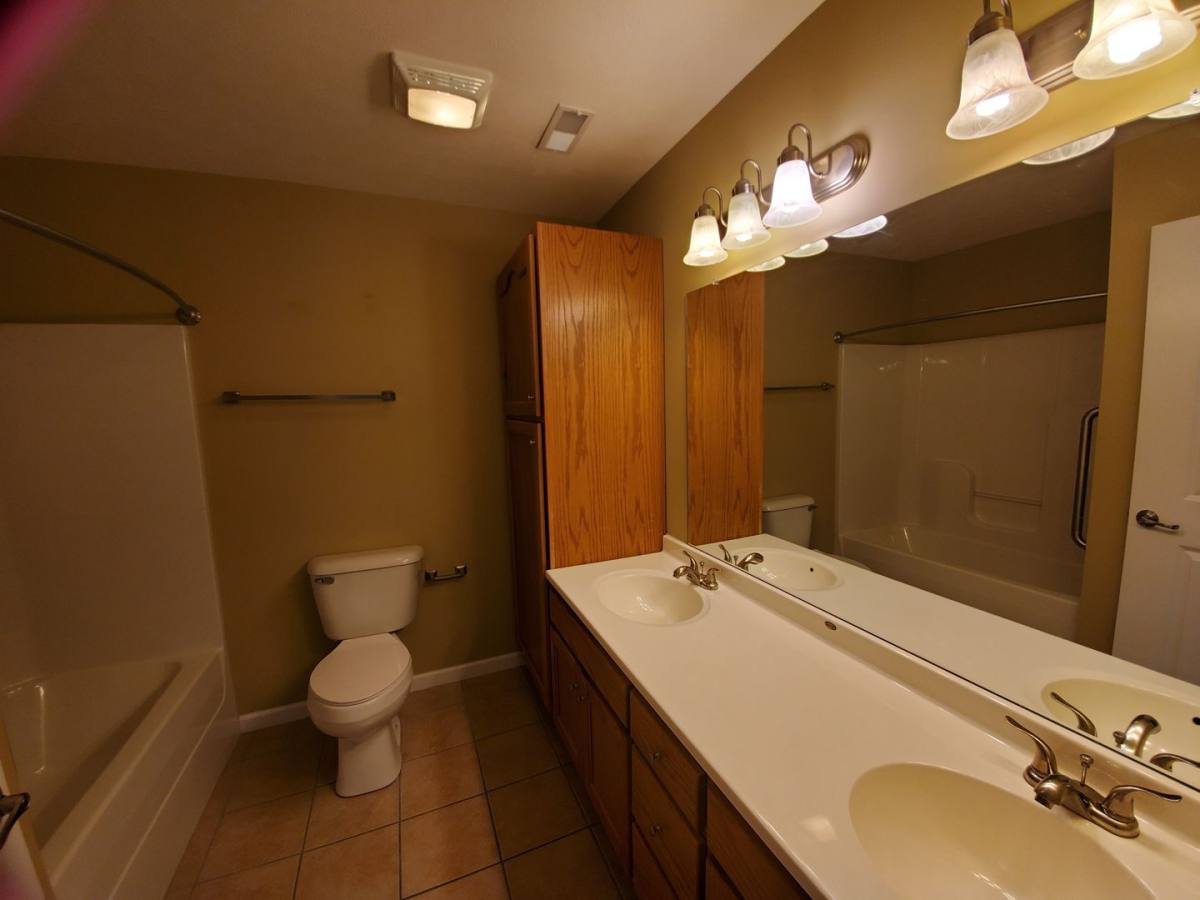 Apartment for rent at 1403 Guardian Place, Marion, IL 62959