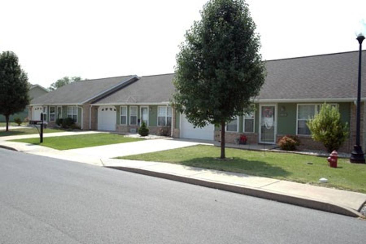 Apartment for rent at 1403 Guardian Place, Marion, IL 62959