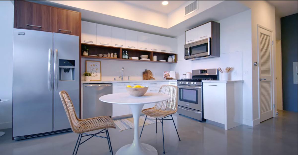 Apartment for rent at 733 N Hudson Ave, Los Angeles, CA 90038