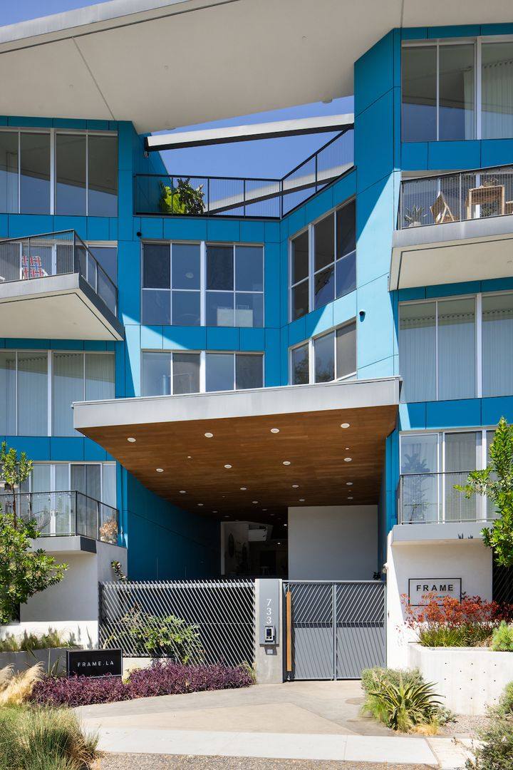 Apartment for rent at 733 N Hudson Ave, Los Angeles, CA 90038