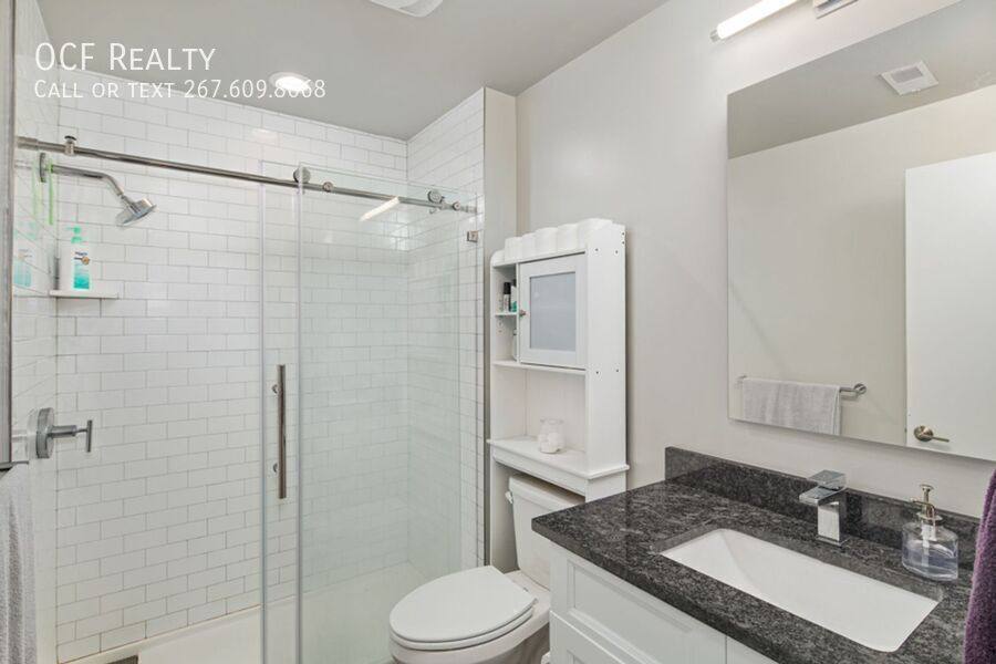 Apartment for rent at 507 S 8th St, Philadelphia, PA 19147