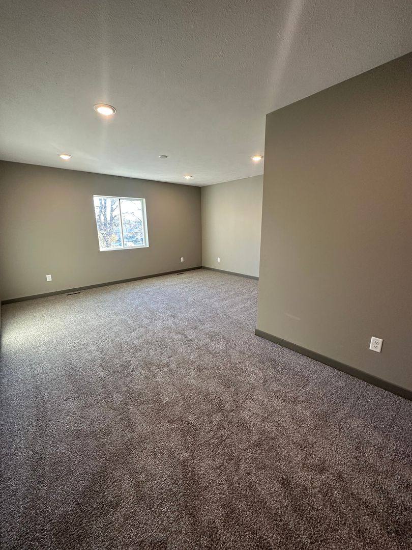Townhouse for rent at 2732 Starr St, Lincoln, NE 68503