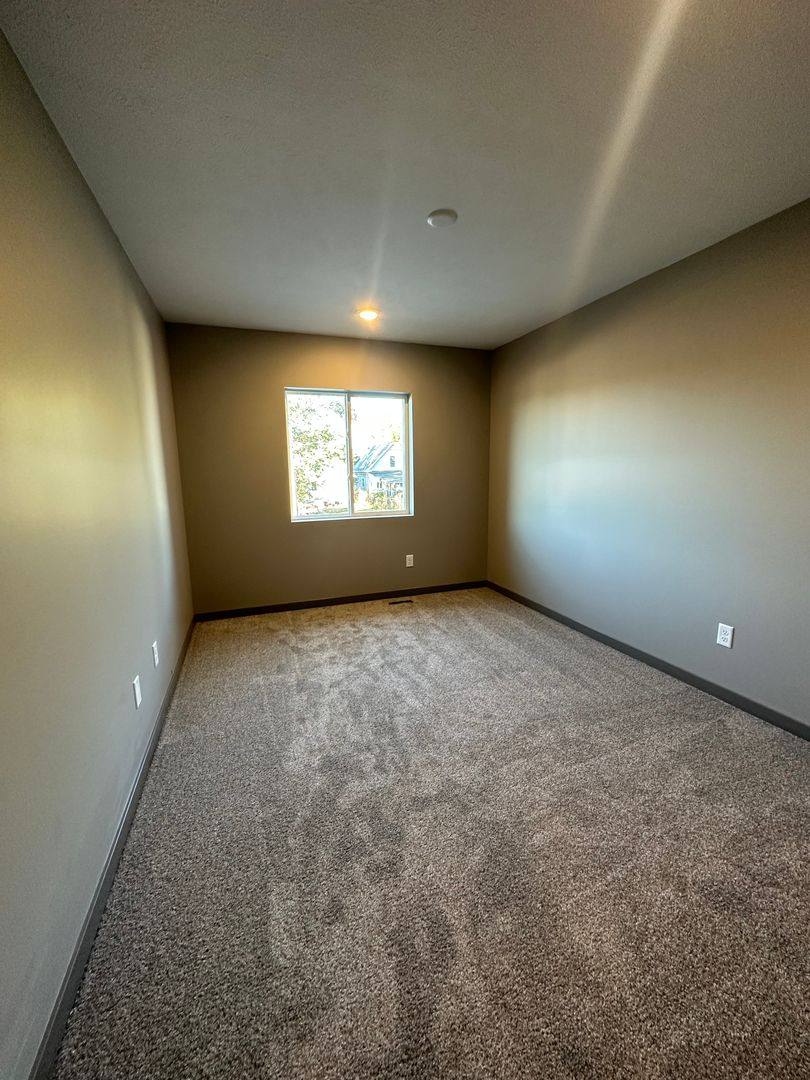 Townhouse for rent at 2732 Starr St, Lincoln, NE 68503