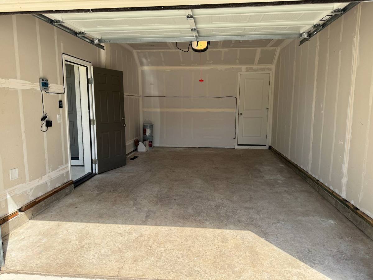 House for rent at 53 Hillview Lane #1, Eugene, OR 97408