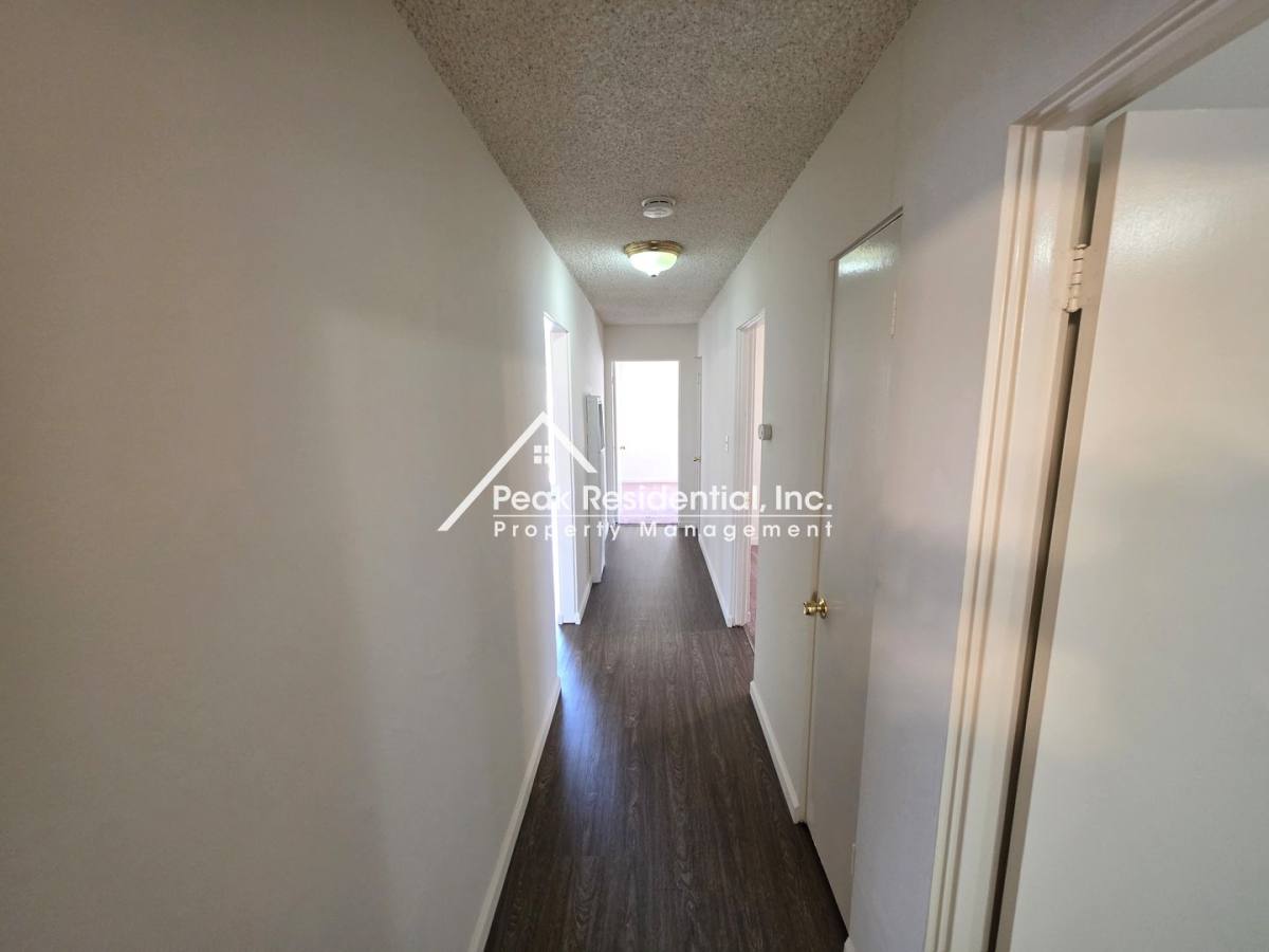 House for rent at 5934 69th St, Sacramento, CA 95824
