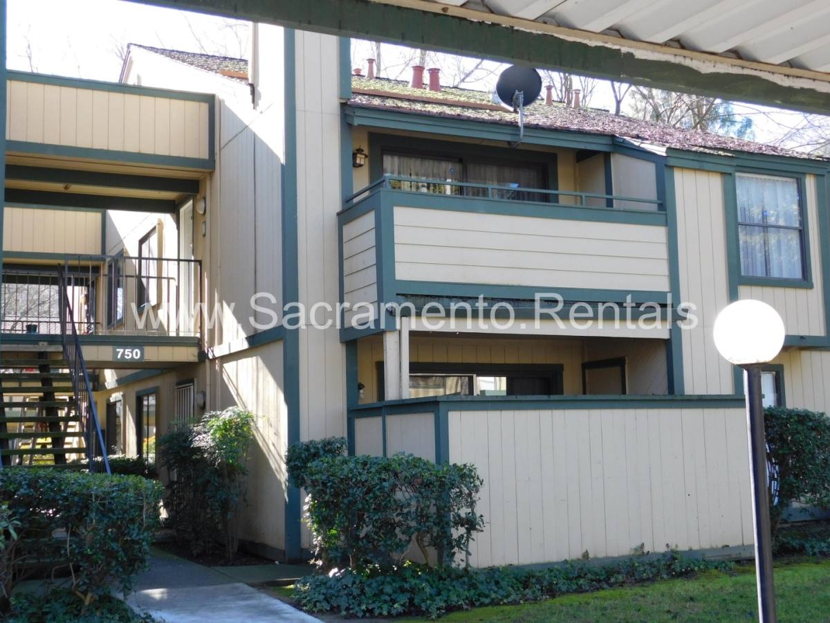 Condo for rent at 750 Del Verde Circle, Sacramento, CA 95833