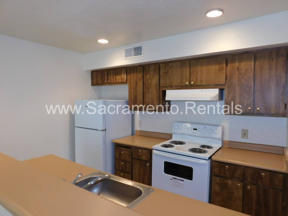 Condo for rent at 750 Del Verde Circle, Sacramento, CA 95833