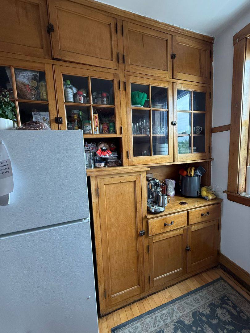 Apartment for rent at 4604 N Kildare Ave, Chicago, IL 60630