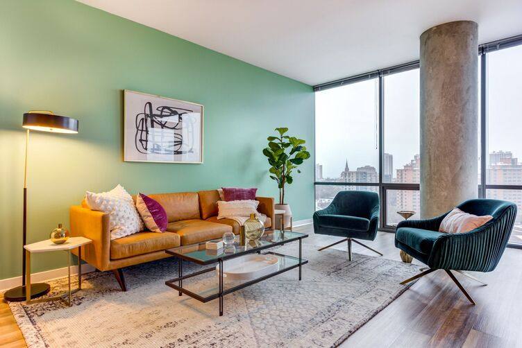 Apartment for rent at 840 W Blackhawk St, Chicago, IL 60642