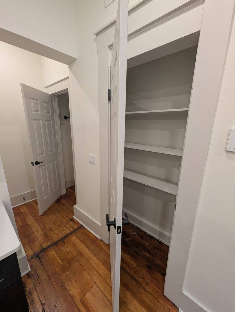 Apartment for rent at 521 Garrard St, Covington, KY 41011