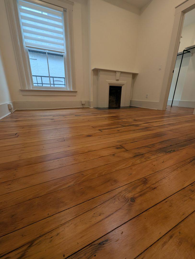 Apartment for rent at 521 Garrard St, Covington, KY 41011