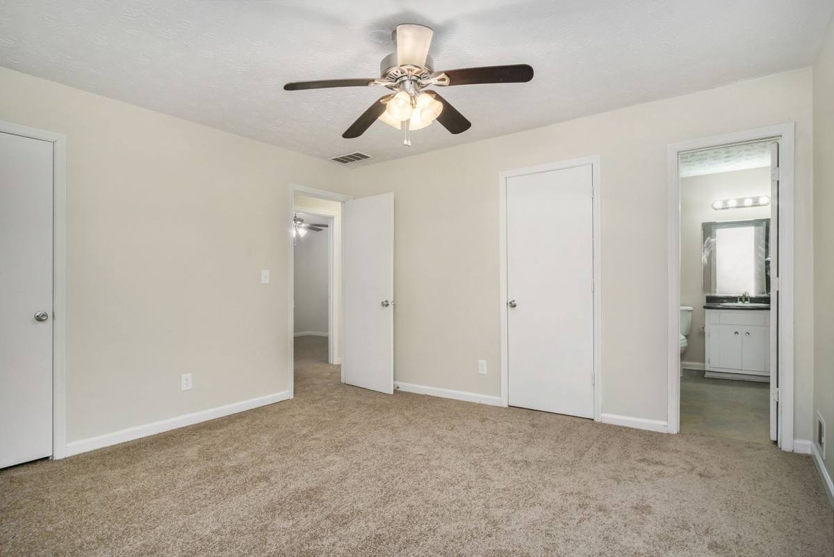 House for rent at 1874 Vauxhall Dr, Lithonia, GA 30058