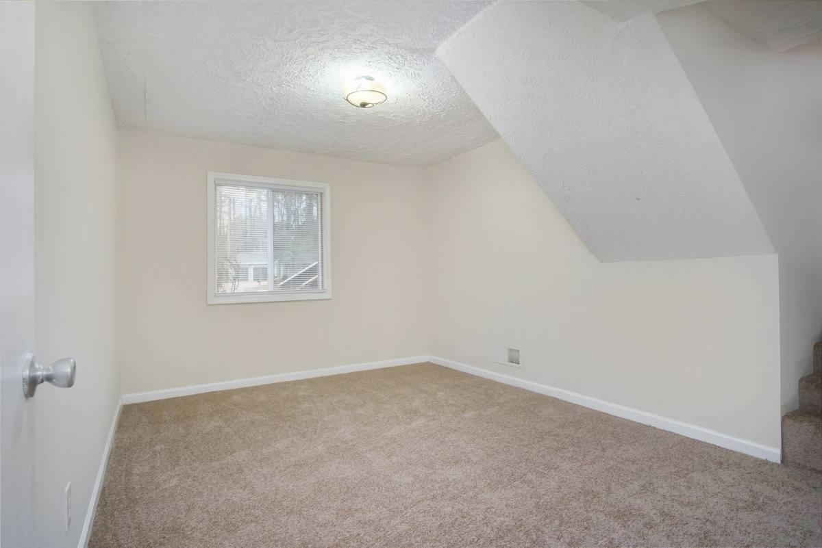 House for rent at 1874 Vauxhall Dr, Lithonia, GA 30058