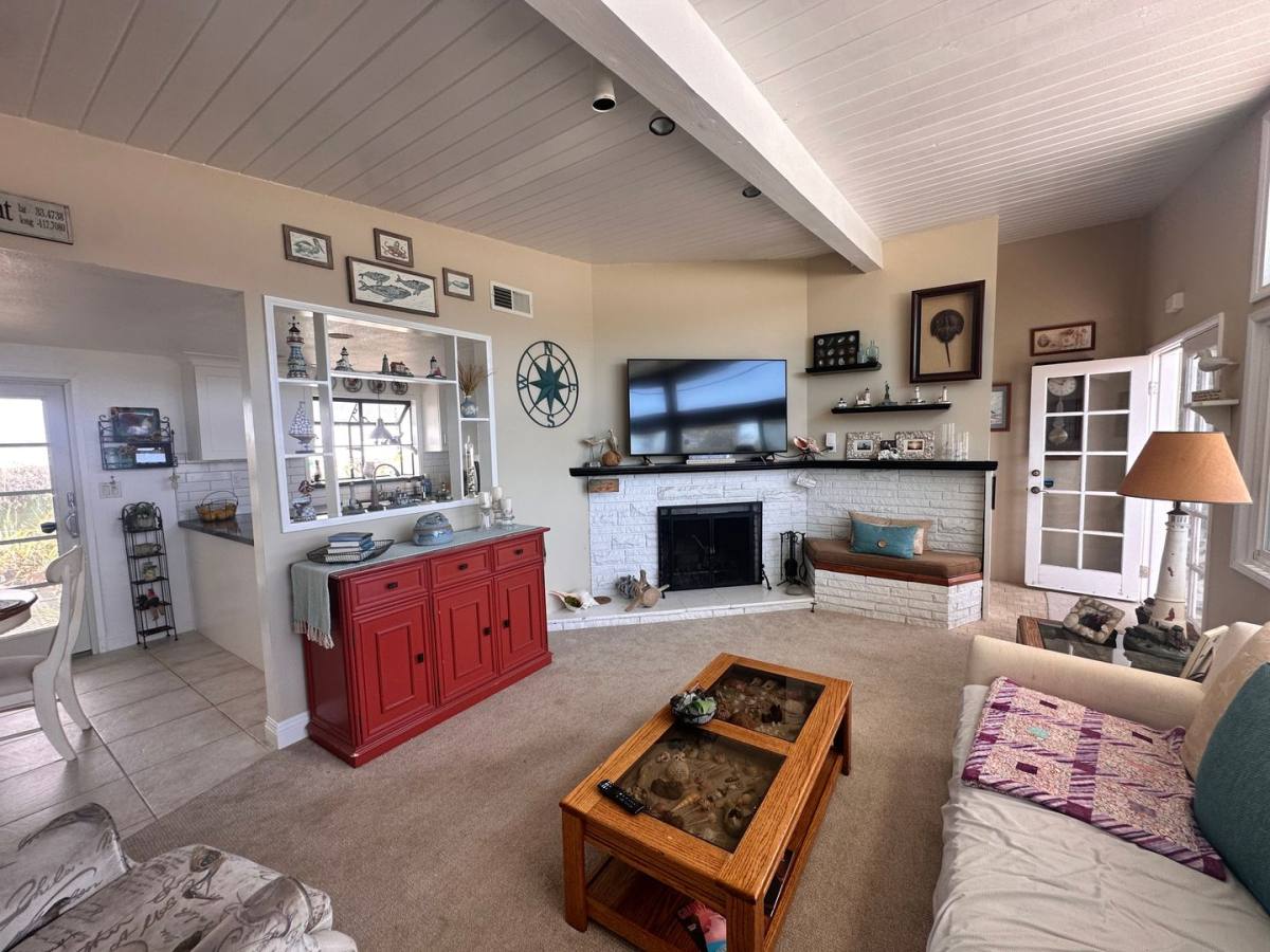 House for rent at 25235 La Cresta Dr, Dana Point, CA 92629