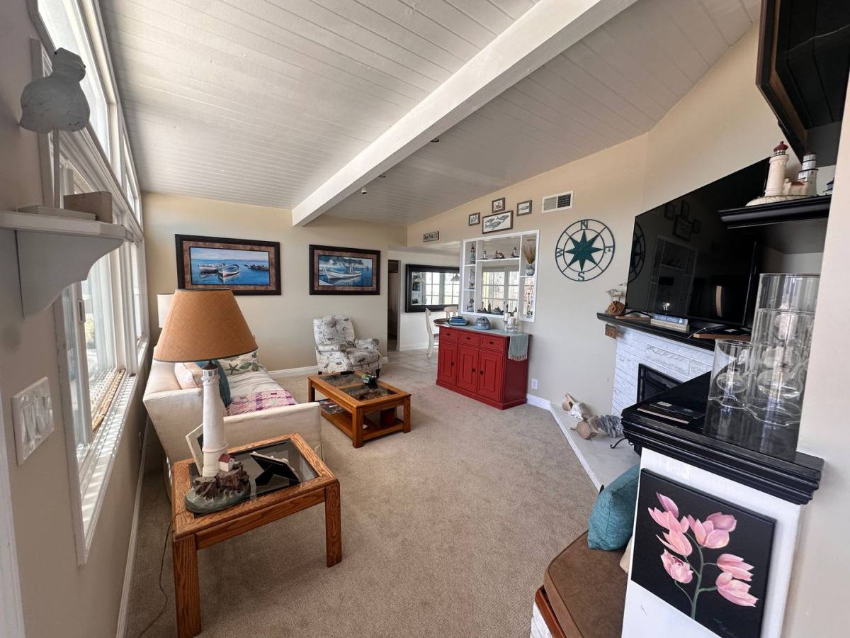 House for rent at 25235 La Cresta Dr, Dana Point, CA 92629