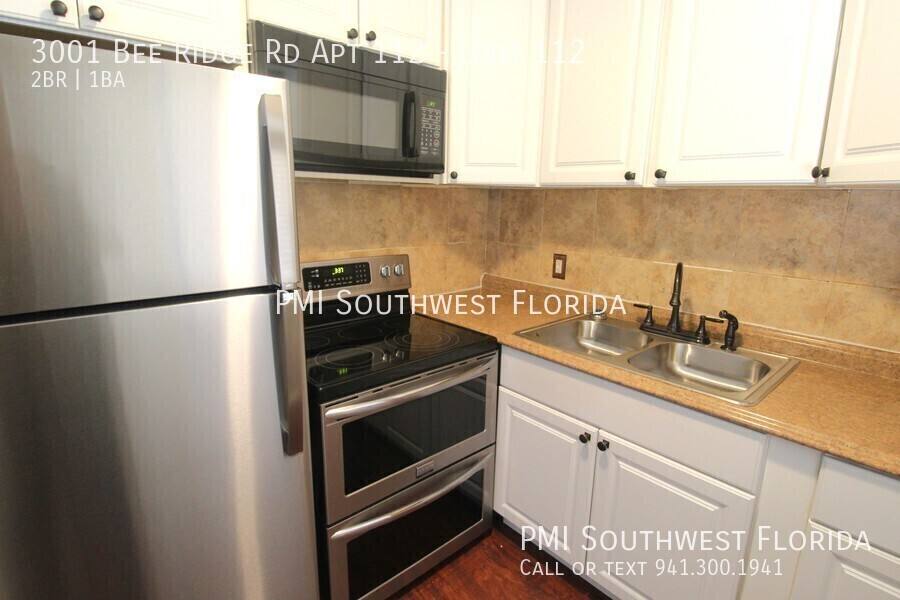 Apartment for rent at 3001 Bee Ridge Rd #112, Sarasota, FL 34239