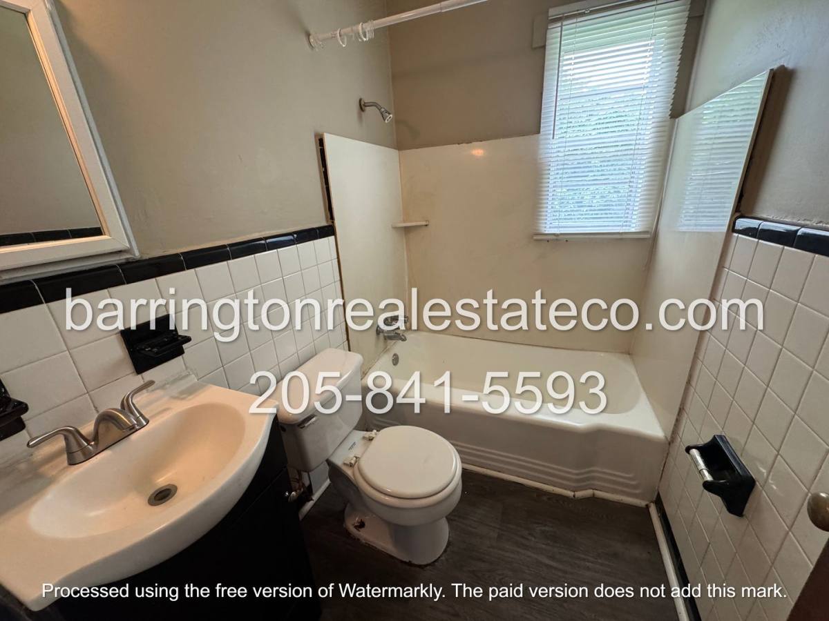 Apartment for rent at 1224 Maple St #4, Birmingham, AL 35217