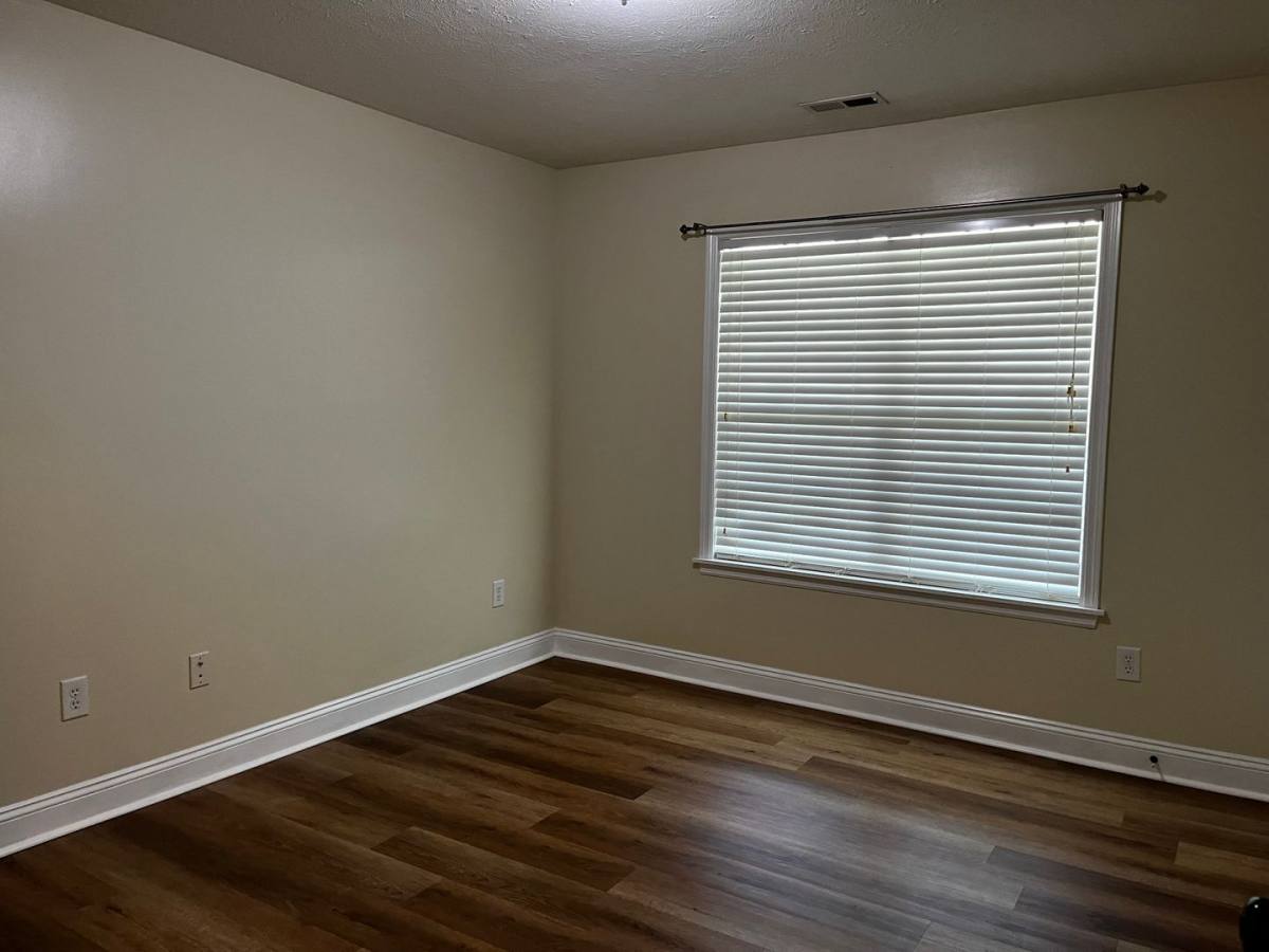 House for rent at 129 Pella Lane, New Bern, NC 28562