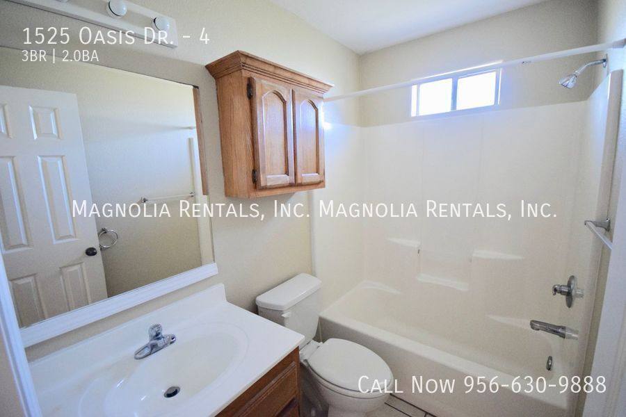 Apartment for rent at 1525 Oasis Ave #4, Mission, TX 78572