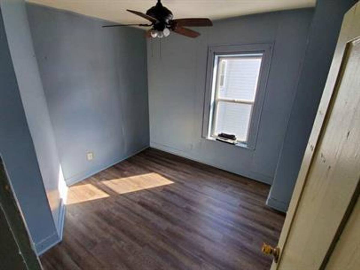 Apartment for rent at 324 2nd St, Menominee, MI 49858