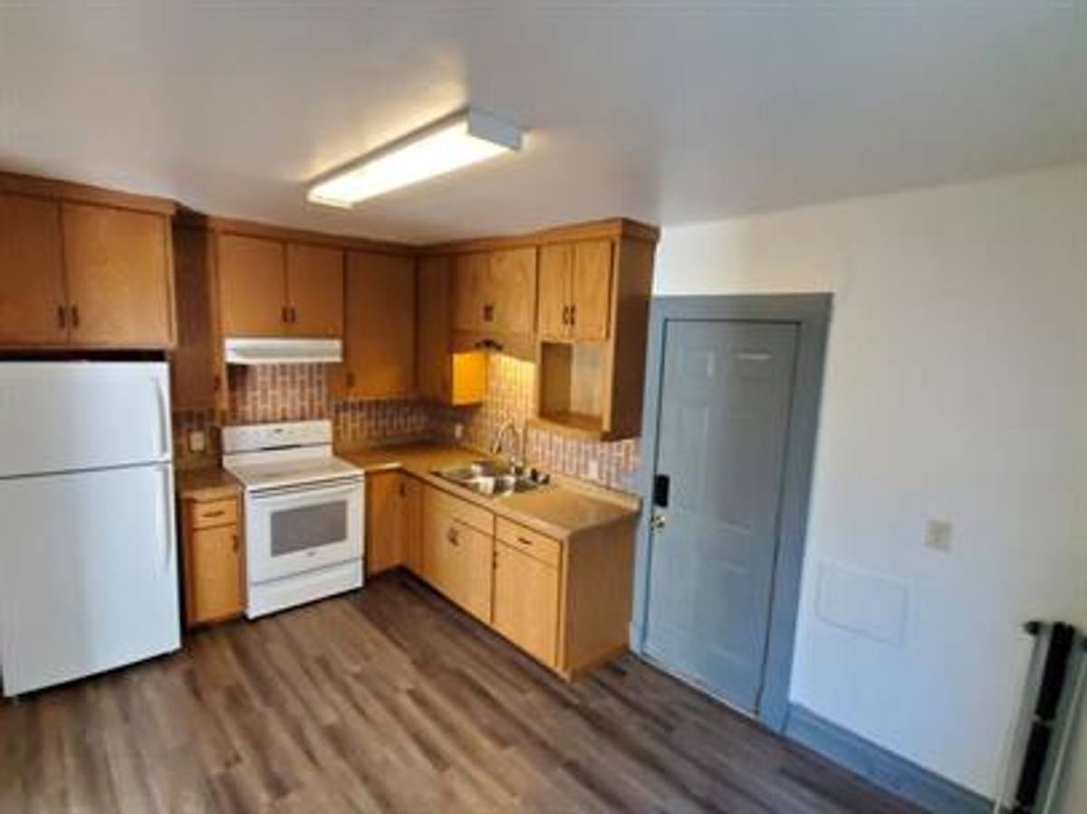 Apartment for rent at 324 2nd St, Menominee, MI 49858