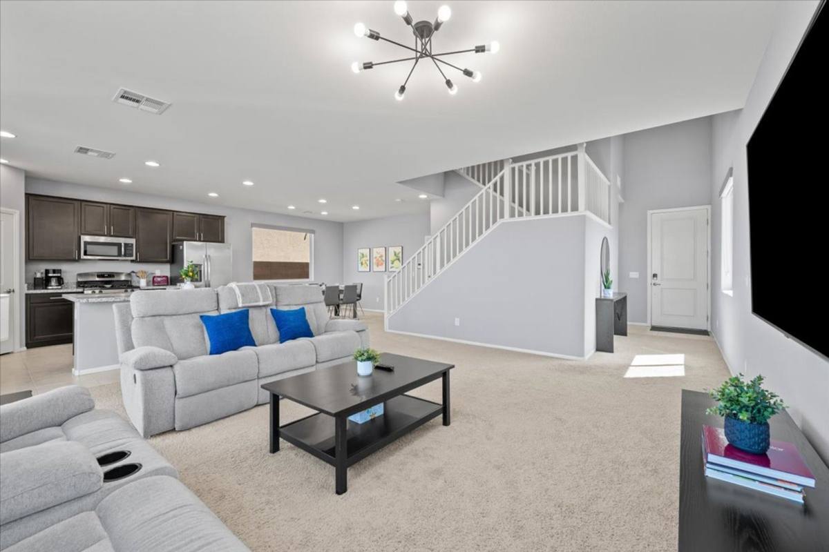 House for rent at 8524 Blazing Desert Ave, Las Vegas, NV 89113