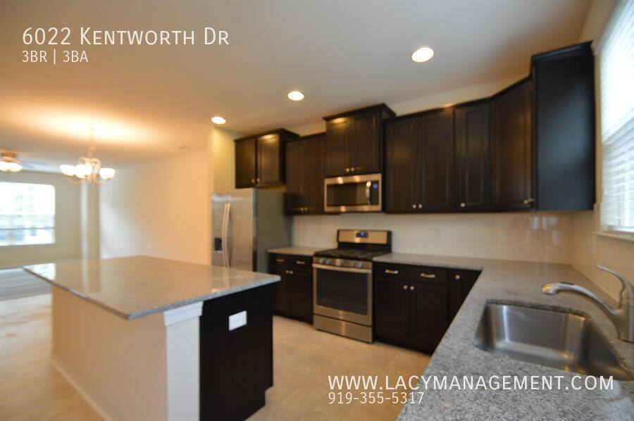 Townhouse for rent at 6022 Kentworth Dr, Holly Springs, NC 27540