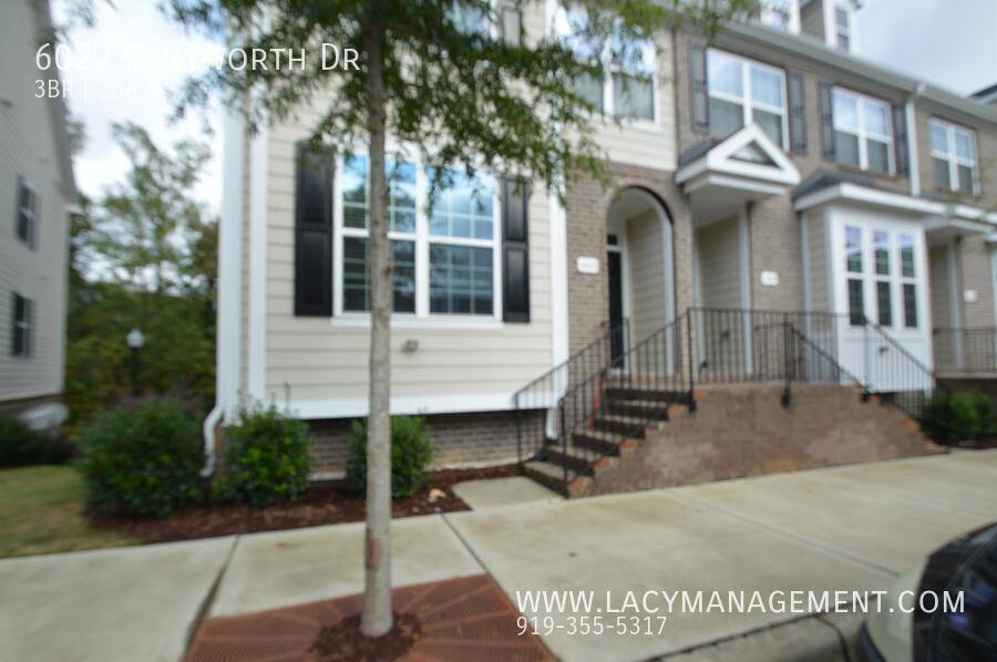 Townhouse for rent at 6022 Kentworth Dr, Holly Springs, NC 27540