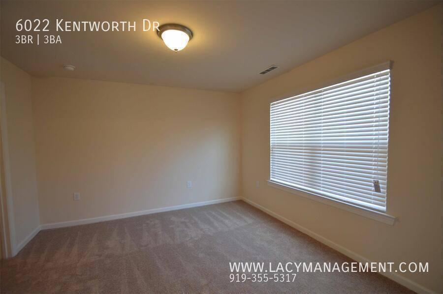 Townhouse for rent at 6022 Kentworth Dr, Holly Springs, NC 27540