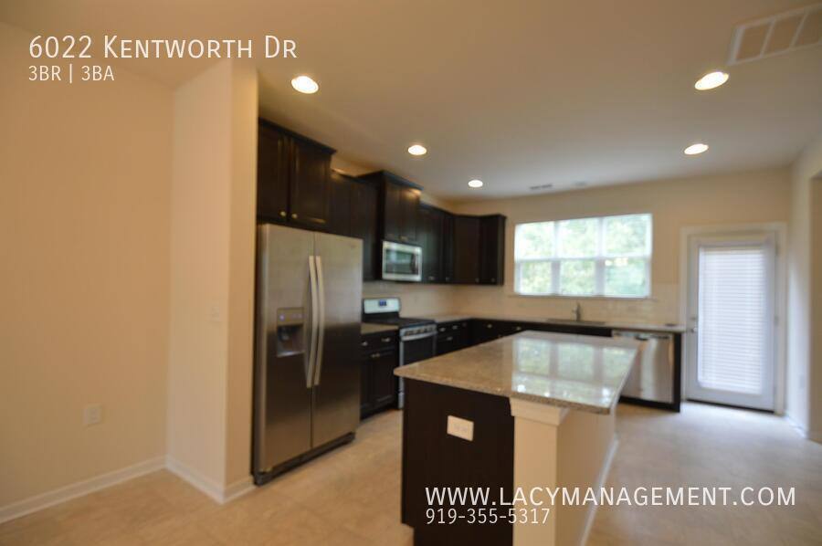 Townhouse for rent at 6022 Kentworth Dr, Holly Springs, NC 27540