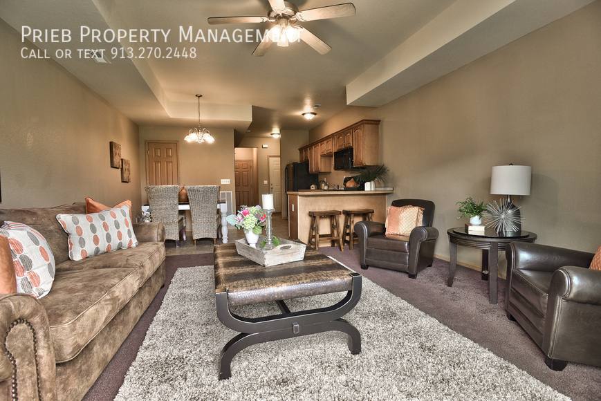 Townhouse for rent at 824 S Woodson Court, Gardner, KS 66030
