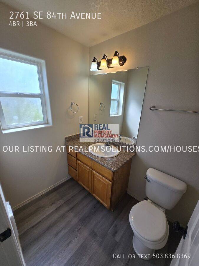 House for rent at 2761 SE 84th Ave, Portland, OR 97266