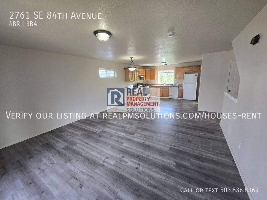 House for rent at 2761 SE 84th Ave, Portland, OR 97266