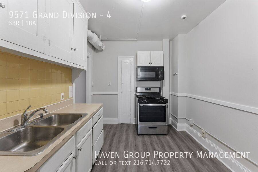 Apartment for rent at 9571 Grand Division #4, Cleveland, OH 44105