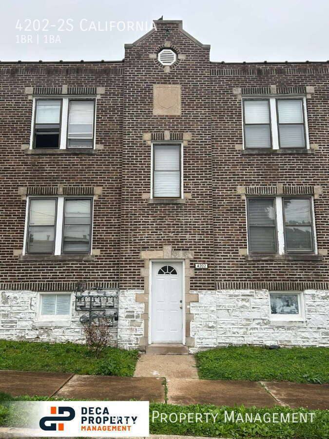Apartment for rent at 4202 California #2S, Saint Louis, MO 63111