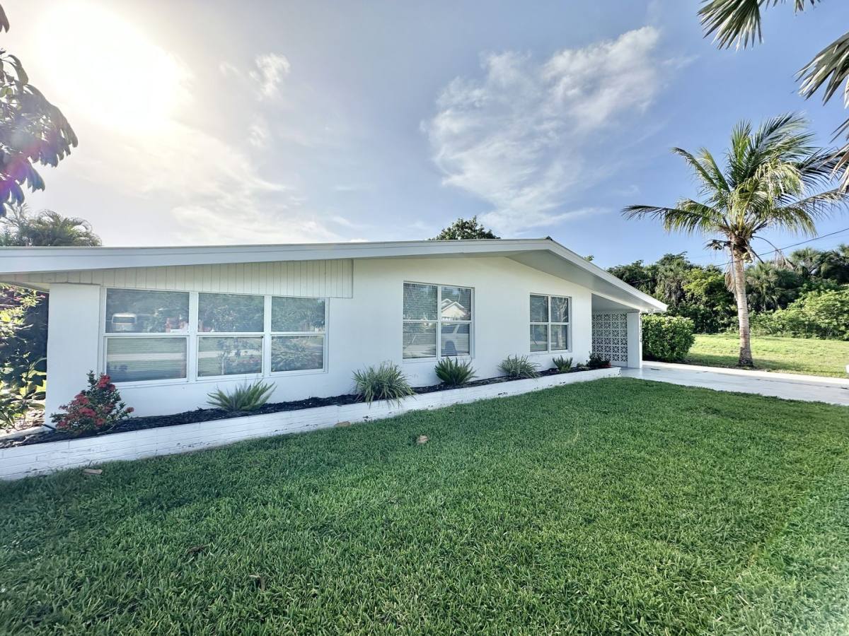 House for rent at 27304 Buccaneer Dr, Bonita Springs, FL 34135