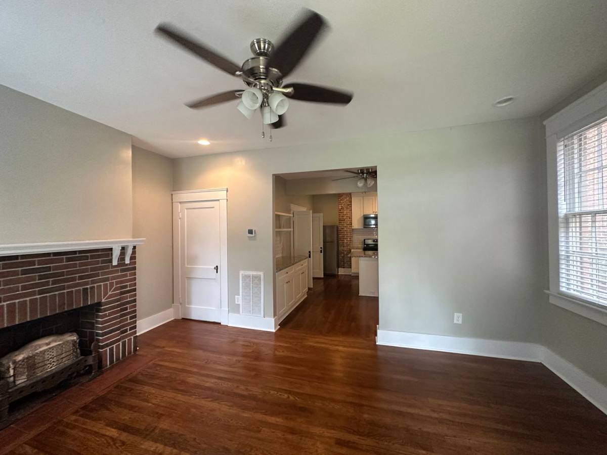 Apartment for rent at 2121 Winona Ave, Montgomery, AL 36107