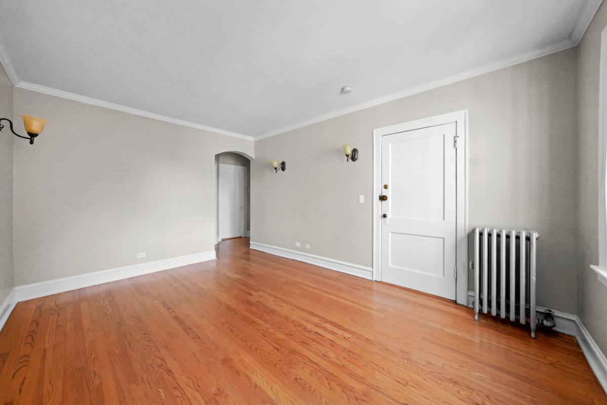 Condo for rent at 1929 Grove Ave #106, Berwyn, IL 60402