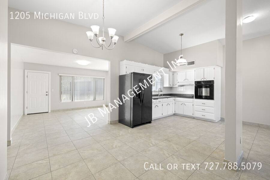 House for rent at 1205 Michigan Blvd, Dunedin, FL 34698