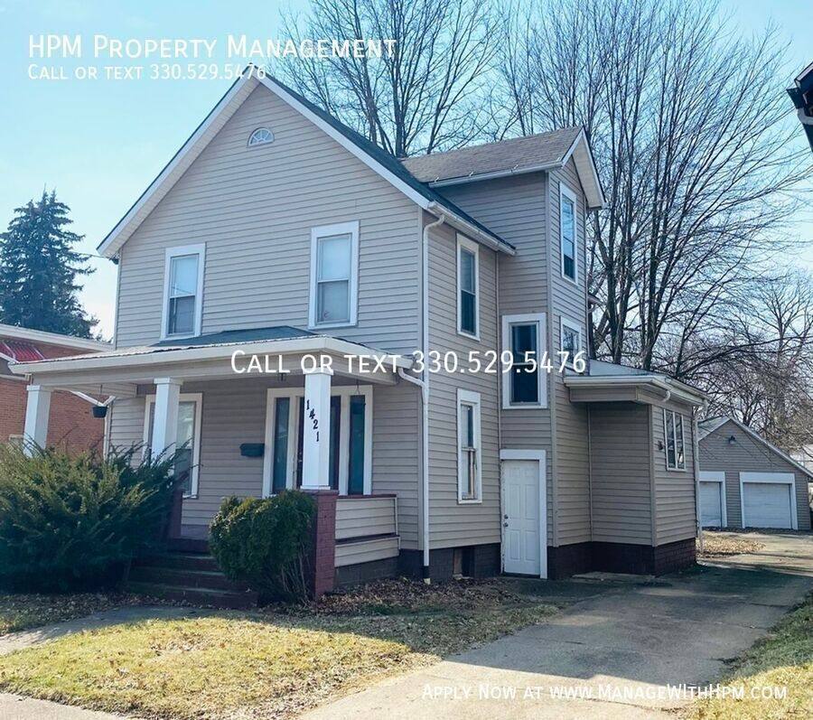 House for rent at 1421 Piper Court NW, Canton, OH 44703