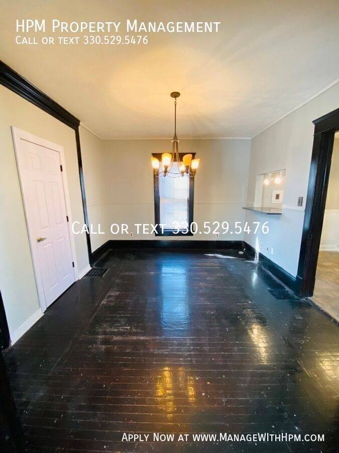 House for rent at 1421 Piper Court NW, Canton, OH 44703
