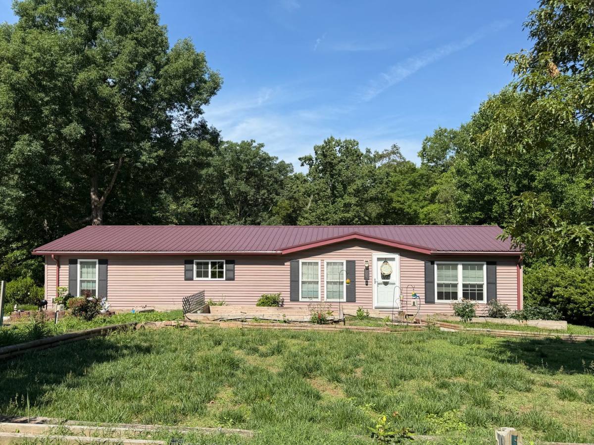 House for rent at 207 Big Tree Dr, Statesville, NC 28677