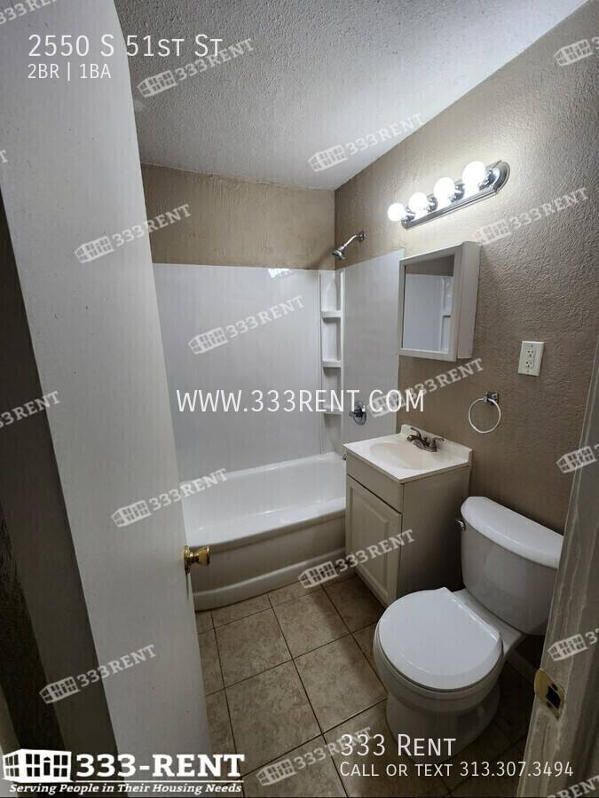 House for rent at 2550 S 51st St, Kansas City, KS 66106