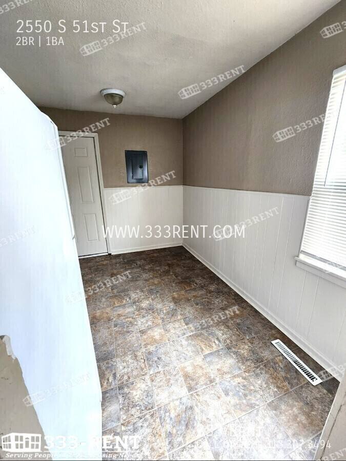 House for rent at 2550 S 51st St, Kansas City, KS 66106