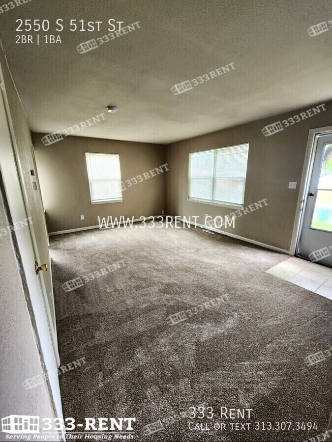 House for rent at 2550 S 51st St, Kansas City, KS 66106