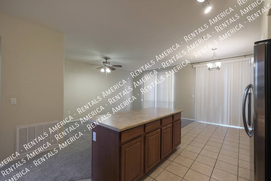 Townhouse for rent at 18250 N Cave Creek Rd #202, Phoenix, AZ 85032
