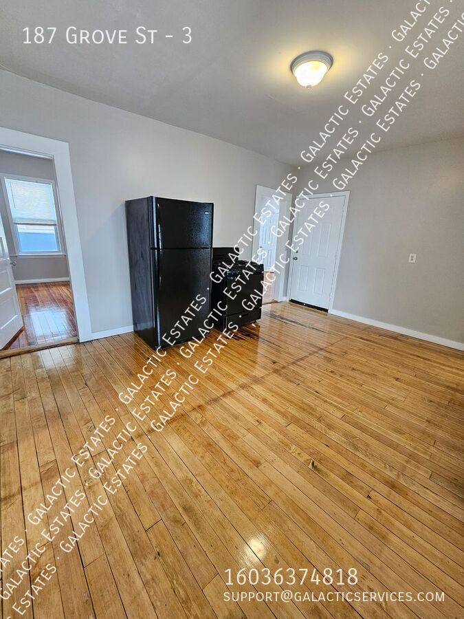 Apartment for rent at 187 Grove St #3, Manchester, NH 03103