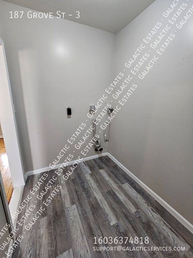 Apartment for rent at 187 Grove St #3, Manchester, NH 03103
