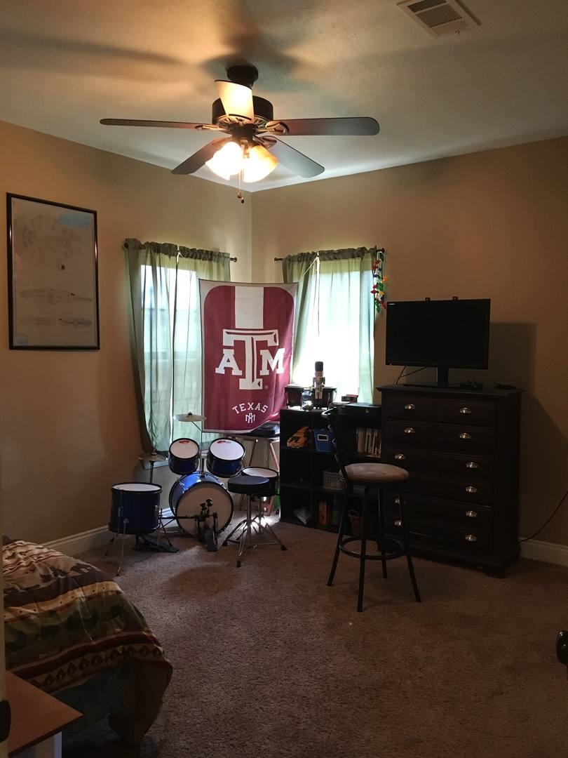 House for rent at 235 Golden Lantern Rd, Deridder, LA 70634