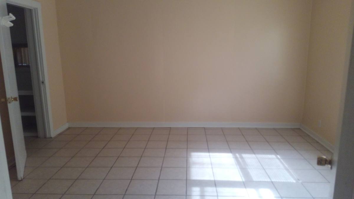 Apartment for rent at 209 W 4th St, Deridder, LA 70634